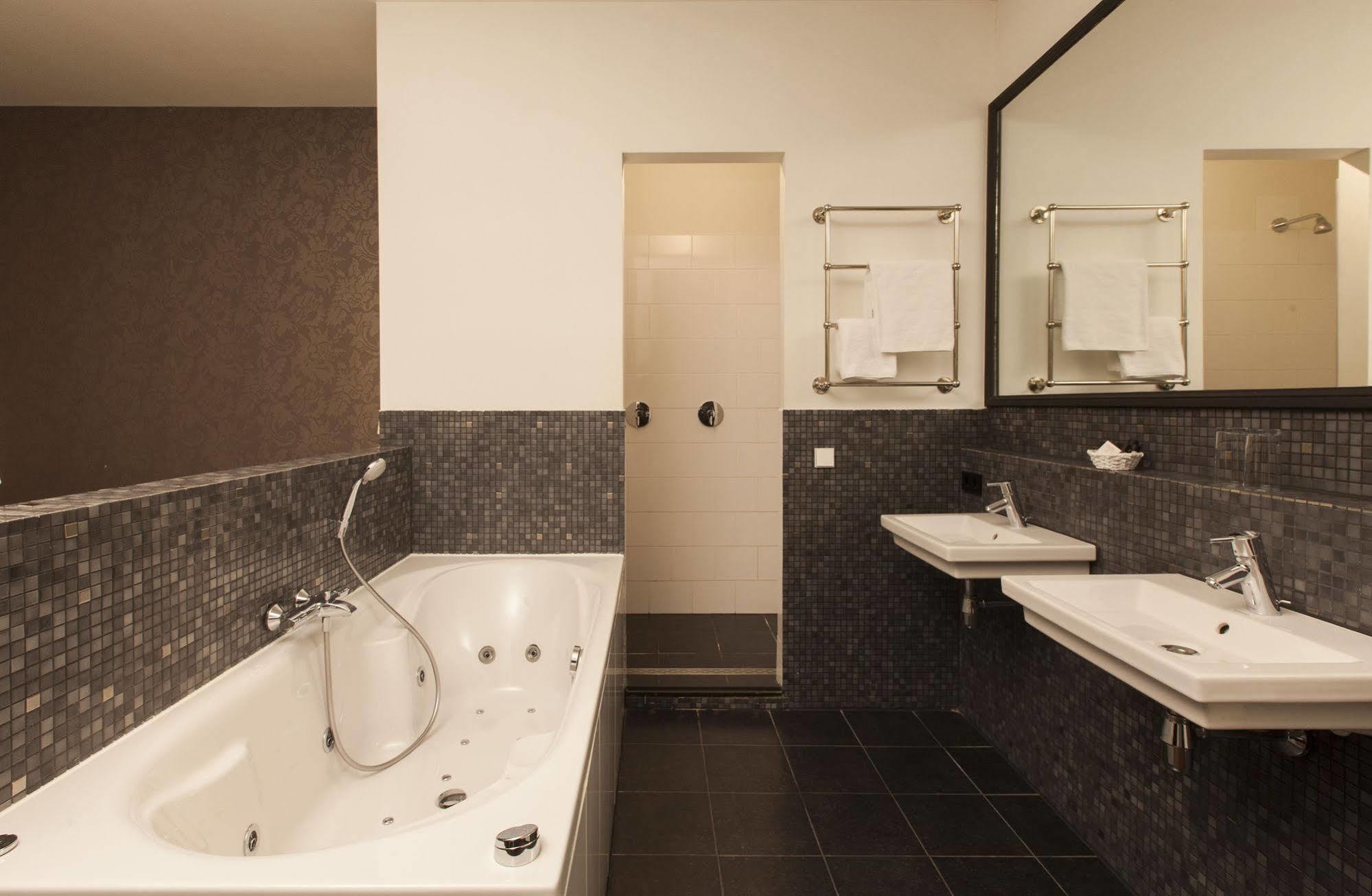 College Hotel Alkmaar Eksteriør bilde
